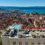 Cornaro Hotel